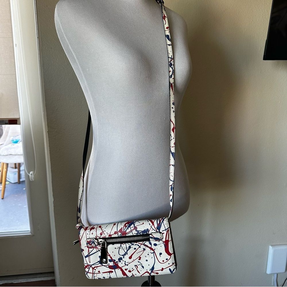 Marc Jacob’s crossbody paint splatter wallet purse
